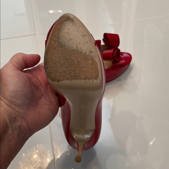 Valentino Patent Heels - Picture 14 of 16